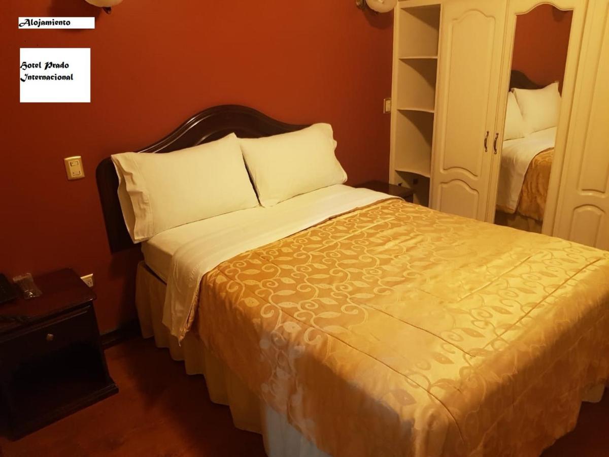 Hotel Prado Internacional Лоха Екстериор снимка