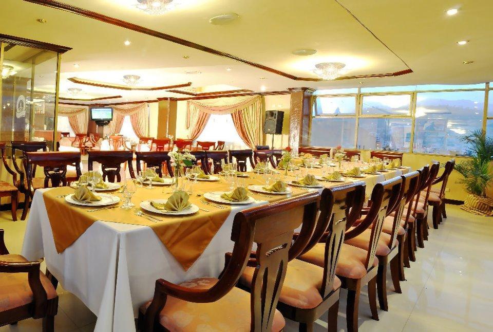 Hotel Prado Internacional Лоха Екстериор снимка