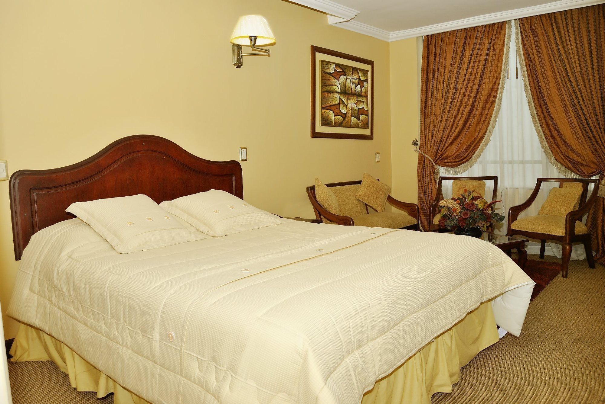 Hotel Prado Internacional Лоха Екстериор снимка